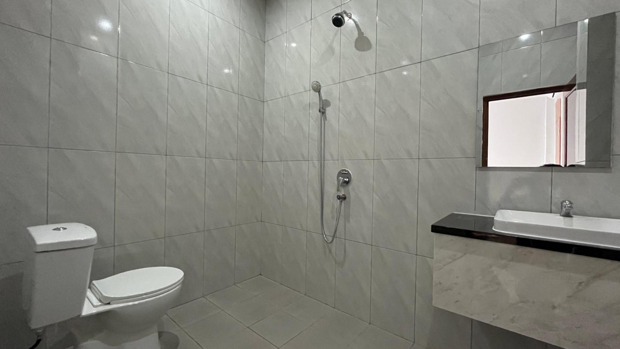 Reddoorz Premium At Jalan Diponegoro Lampung Hotell Bandar Lampung Eksteriør bilde