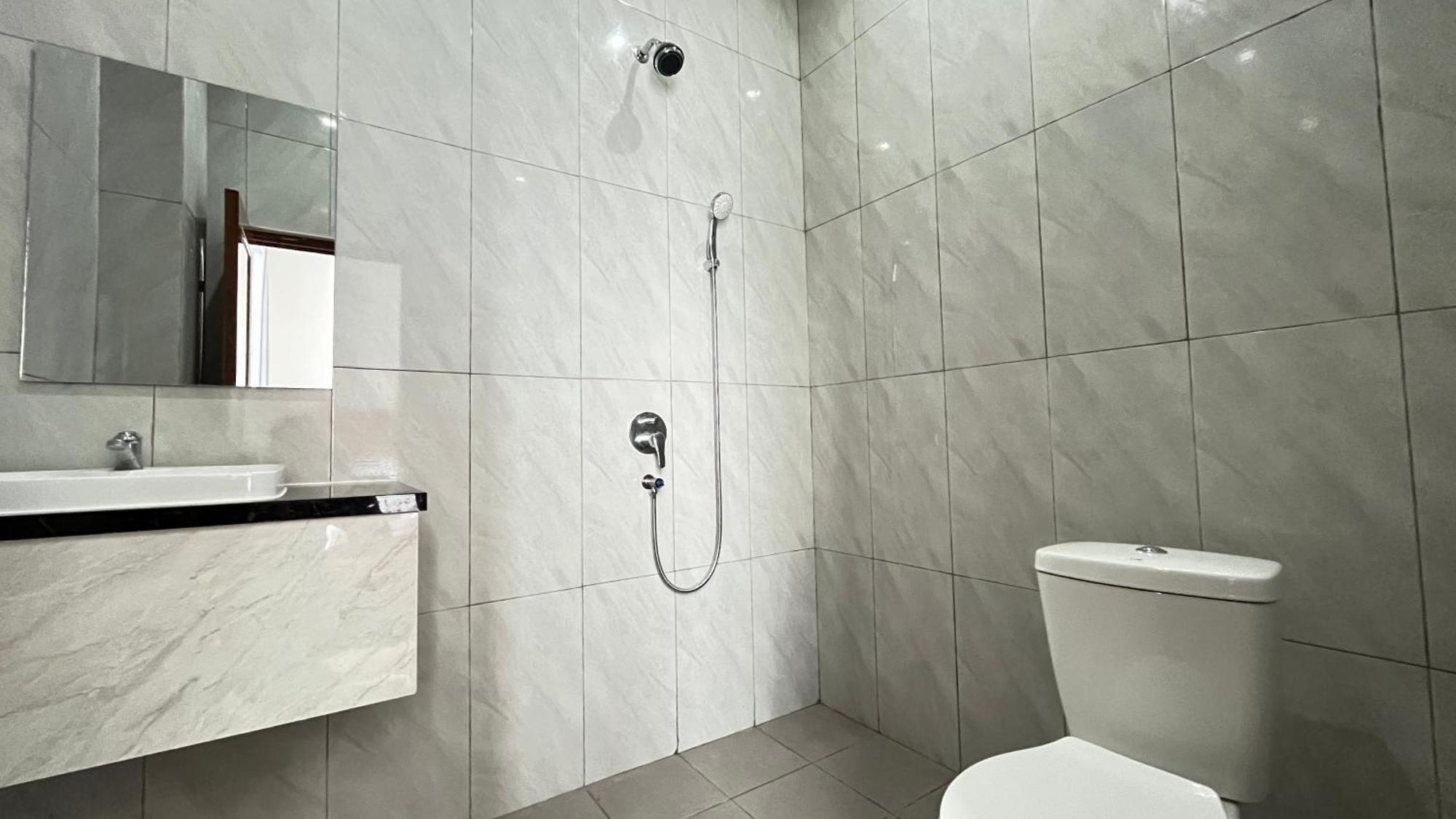 Reddoorz Premium At Jalan Diponegoro Lampung Hotell Bandar Lampung Eksteriør bilde