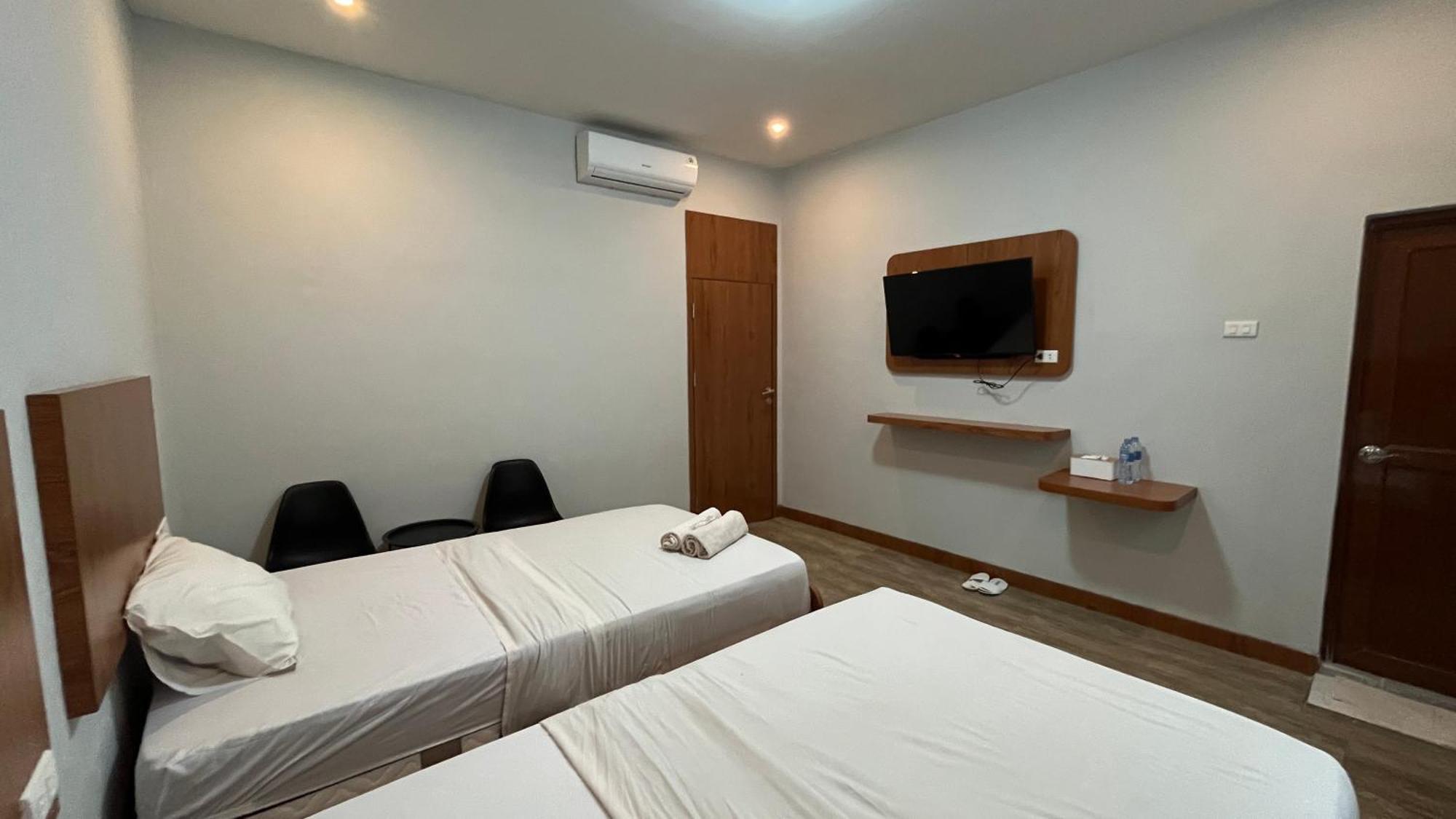 Reddoorz Premium At Jalan Diponegoro Lampung Hotell Bandar Lampung Eksteriør bilde